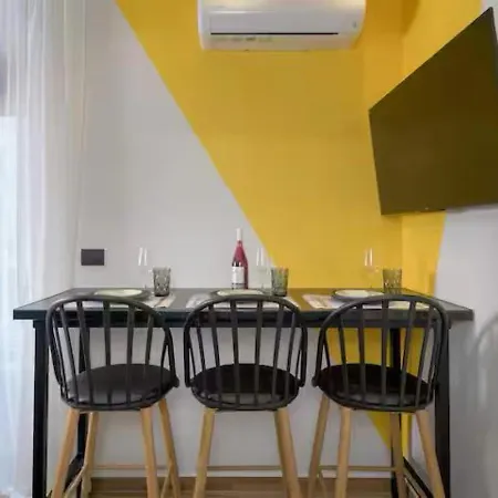 Bite's Adam's Hotel's Отель